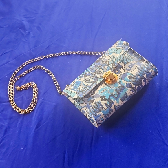 NWOT Shein Grafiti style bag - Picture 4 of 5